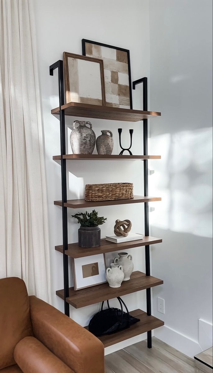 Wall Stand